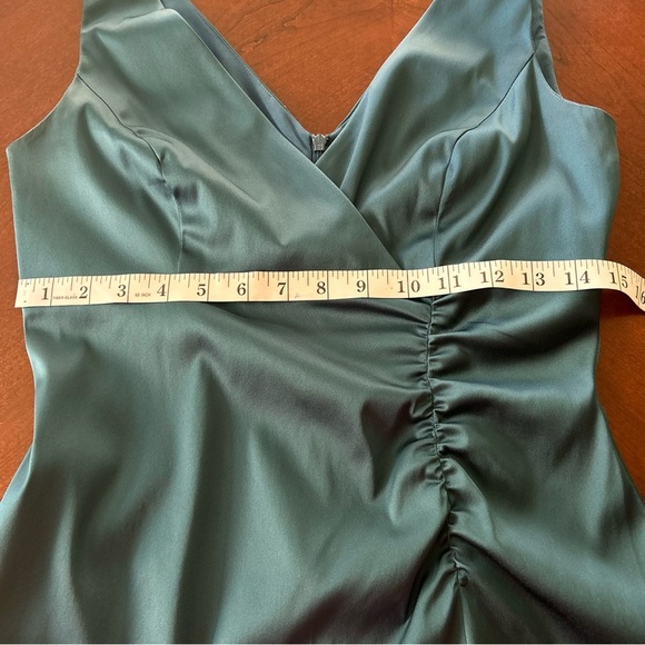 Donna Ricco | Ruched Sheath Dress - Picture 7 of 9